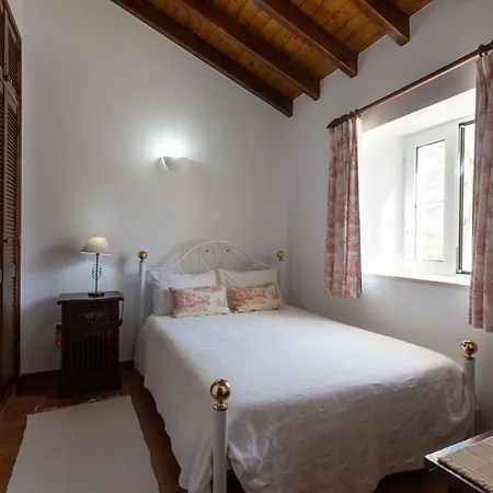 Casinha Almares Holiday home